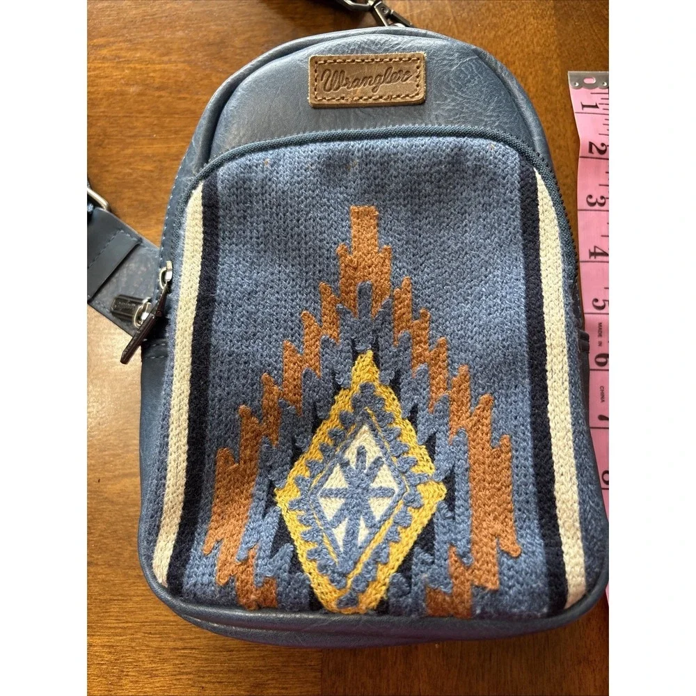 Wrangler Aztec‎ Sling Bag for Women Western Knitted Crossbody Purse 6X3X9